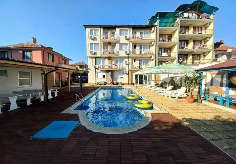Hotel Stoyanov Ravda Exterior photo
